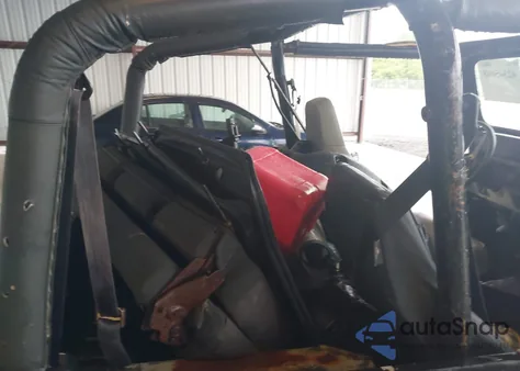 1993 Jeep Wrangler / Yj S from USA, damaged, VIN 1J4FY19PXPP258501